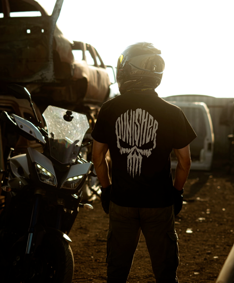 Punisher Reflektör Baskılı Motorcu Tişört – Regular Fit- Emorpi®