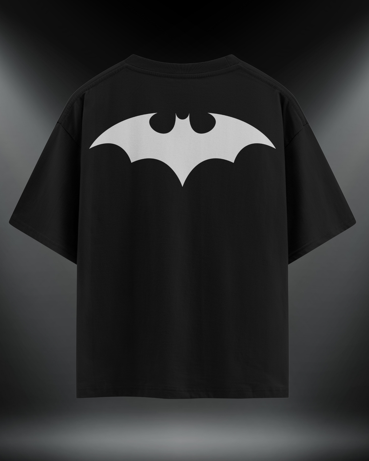 Batman reflektör baskılı motorcu tişört, siyah, arkadan görünüm. Reflektörlü büyük yarasa sırt baskısı, gece görünürlük