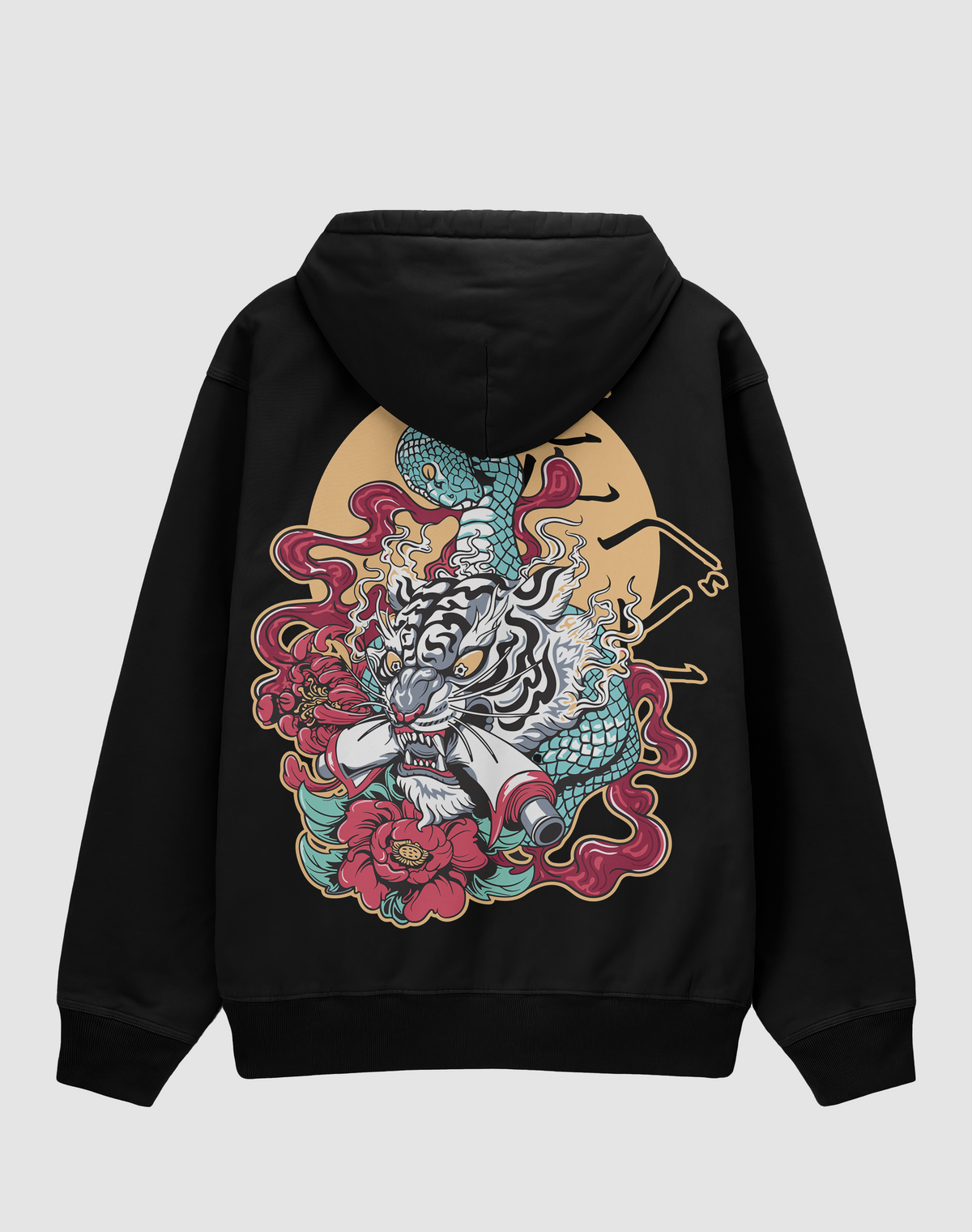 Beyaz kaplan baskılı oversize hoodie, siyah, arkadan görünüm. Japon tarzı beyaz kaplan ve yılan sırt baskısı, önde küçük baskı