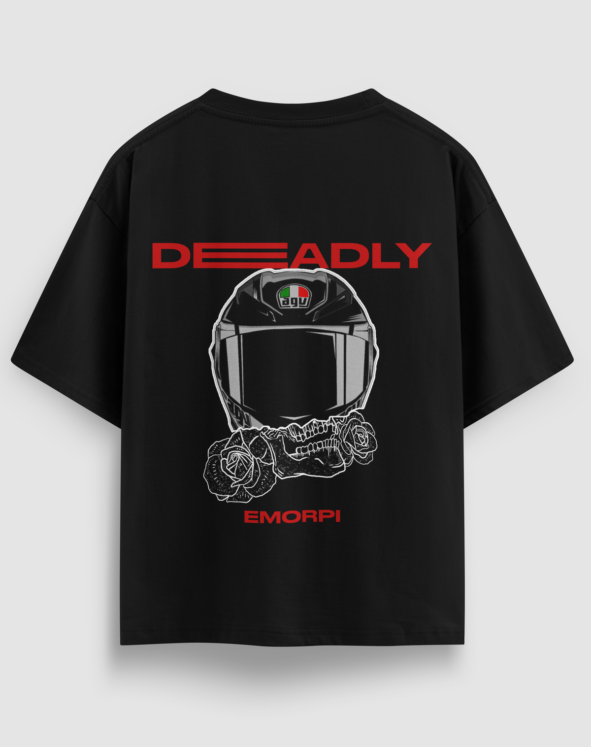 Deadly baskılı motorcu tişört, siyah, arkadan görünüm. Kask, kurukafa ve gül çizimli DEADLY sırt baskısı