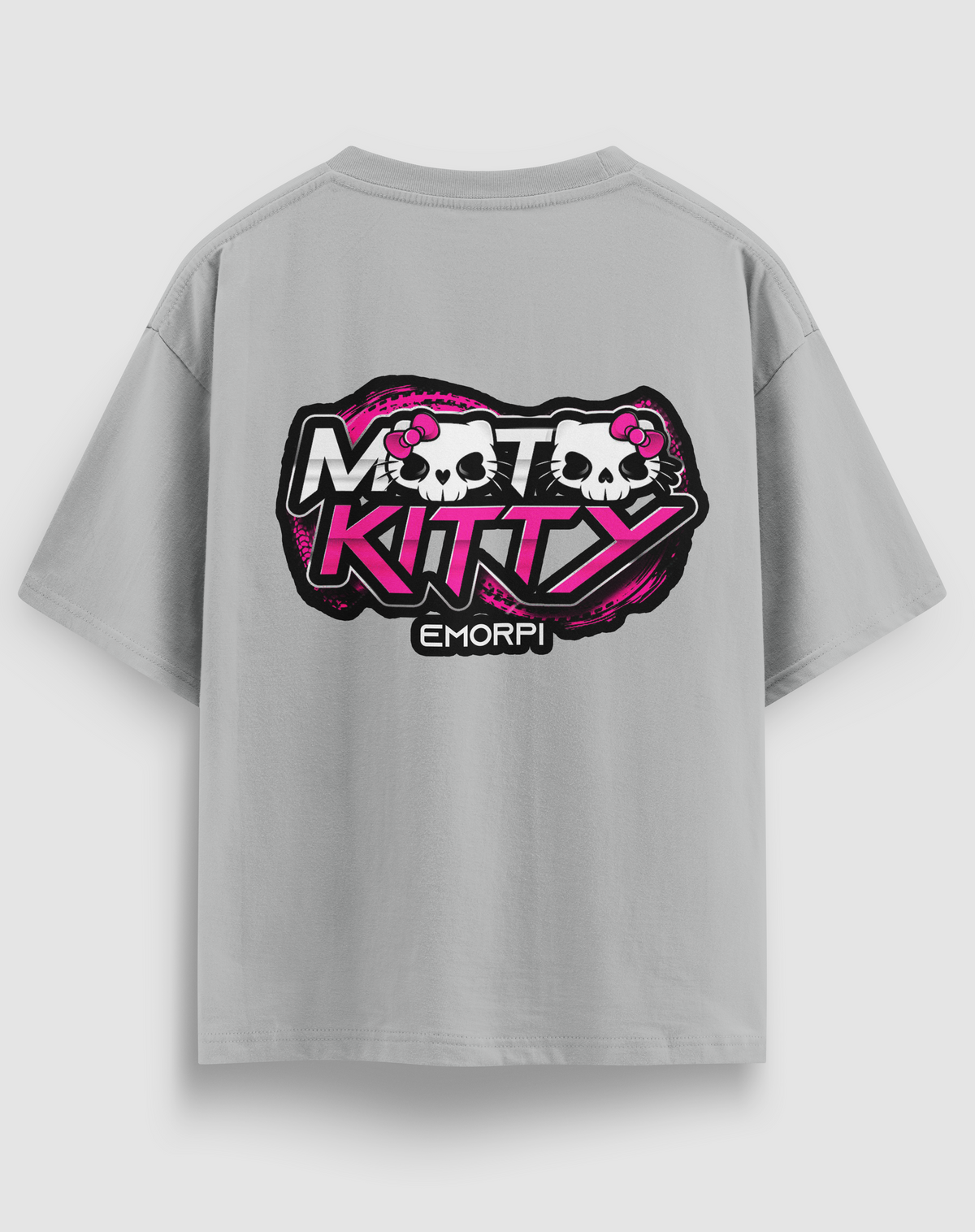 Moto Kitty baskılı motorcu tişört, gri, arkadan görünüm. Pembe MOTO KITTY yazısı ve kedi kurukafası sırt baskısı