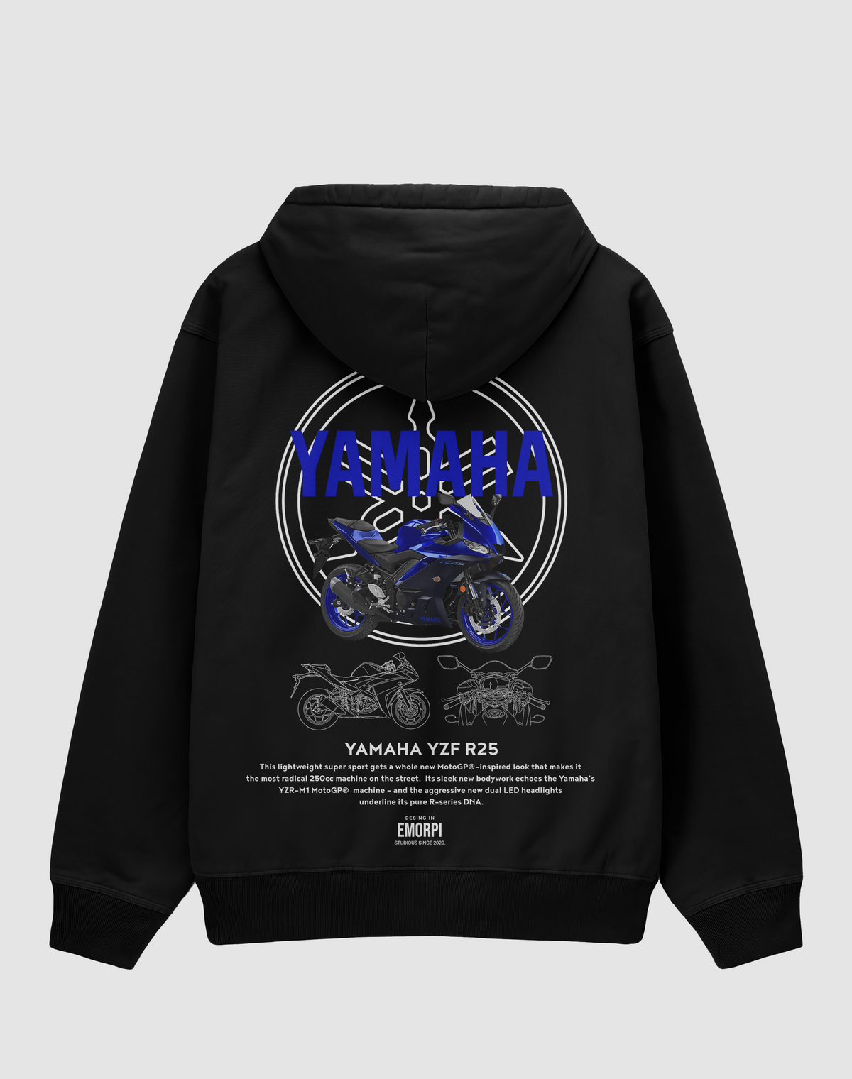 R25 baskılı oversize hoodie, siyah, arkadan görünüm. Yamaha YZF-R25 çizimli sırt baskısı, önde R25 logosu