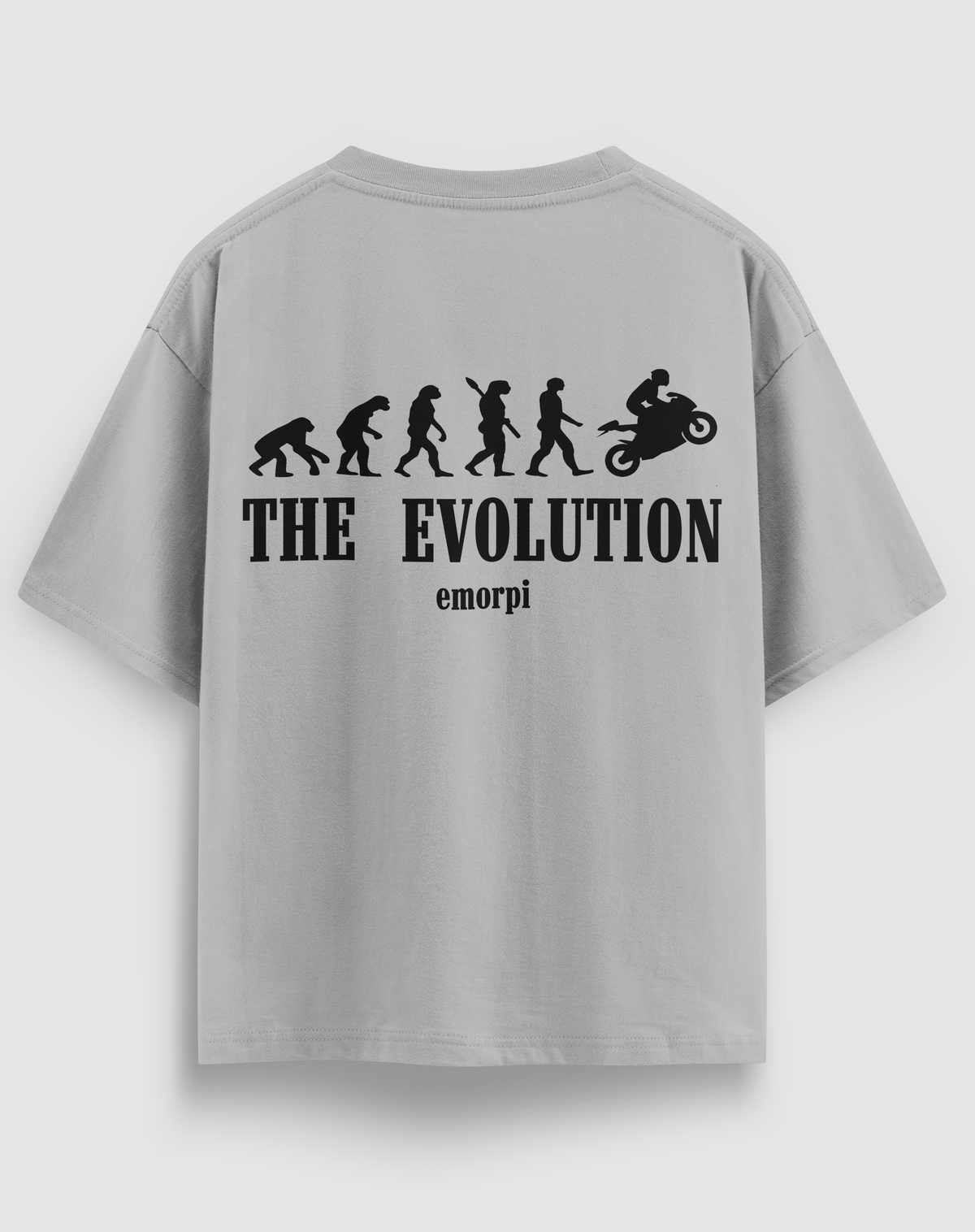 The Evolution baskılı motorcu tişört, gri, arkadan görünüm. Evrim sırasının sonunda motorcu, THE EVOLUTION sırt baskısı