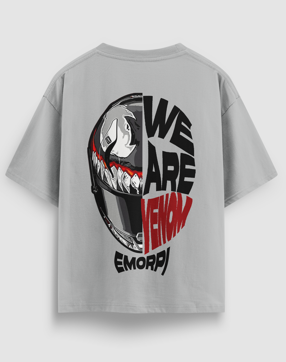 We Are Venom baskılı motorcu tişört, gri, arkadan görünüm. Venom kask çizimi ve WE ARE VENOM sırt baskısı, önde küçük amblem