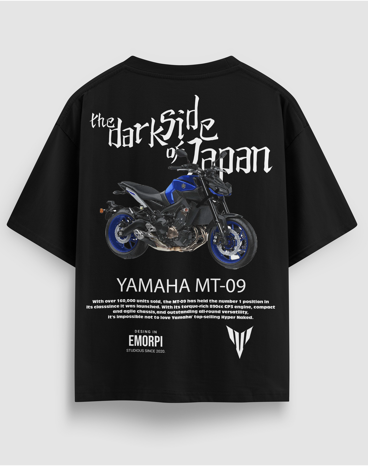 Yamaha MT-09 baskılı motorcu tişört, siyah, arkadan görünüm. Yamaha MT-09 ve the dark side of Japan sırt baskısı
